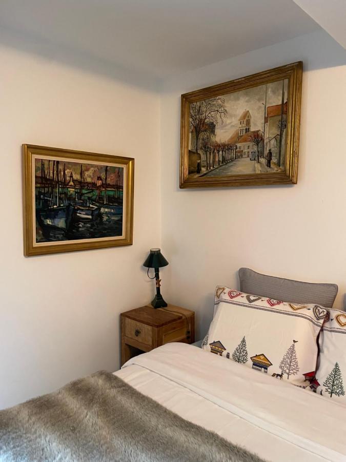 Appartement De 1634 Avec Balcon Au Sud Sur Jardin En Plein Coeur Historique Tréguier Esterno foto