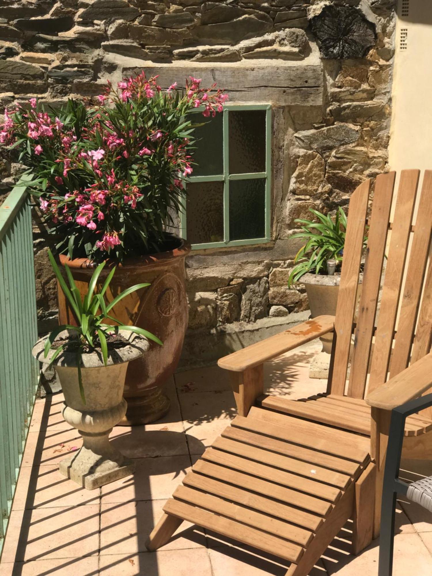 Appartement De 1634 Avec Balcon Au Sud Sur Jardin En Plein Coeur Historique Tréguier Esterno foto